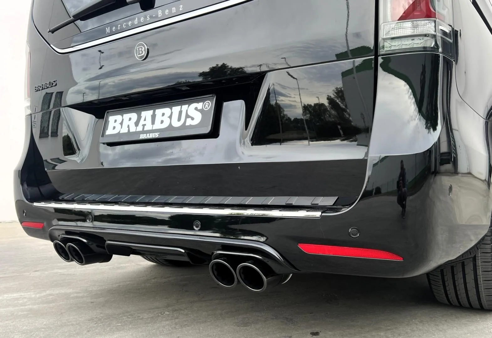 2026 Mercedes-Benz V 300 d 4MATIC Long, EXCLUSIVE BRABUS, 30/30