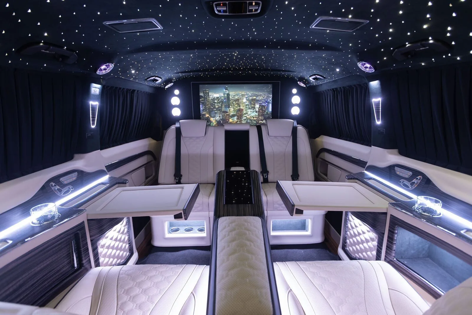 2026 Mercedes-Benz V 300 d Sutton VIP Class, 11/16