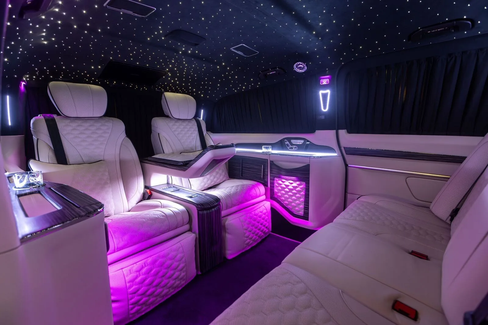 2026 Mercedes-Benz V 300 d Sutton VIP Class, 14/16