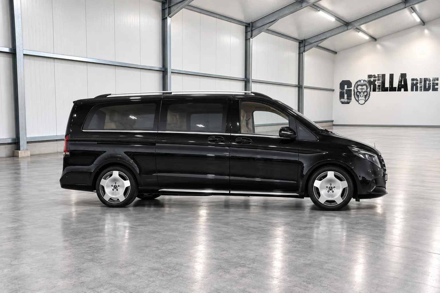 2026 Mercedes-Benz V 300 d 4MATIC, Exclusive, extra-long, 3/6