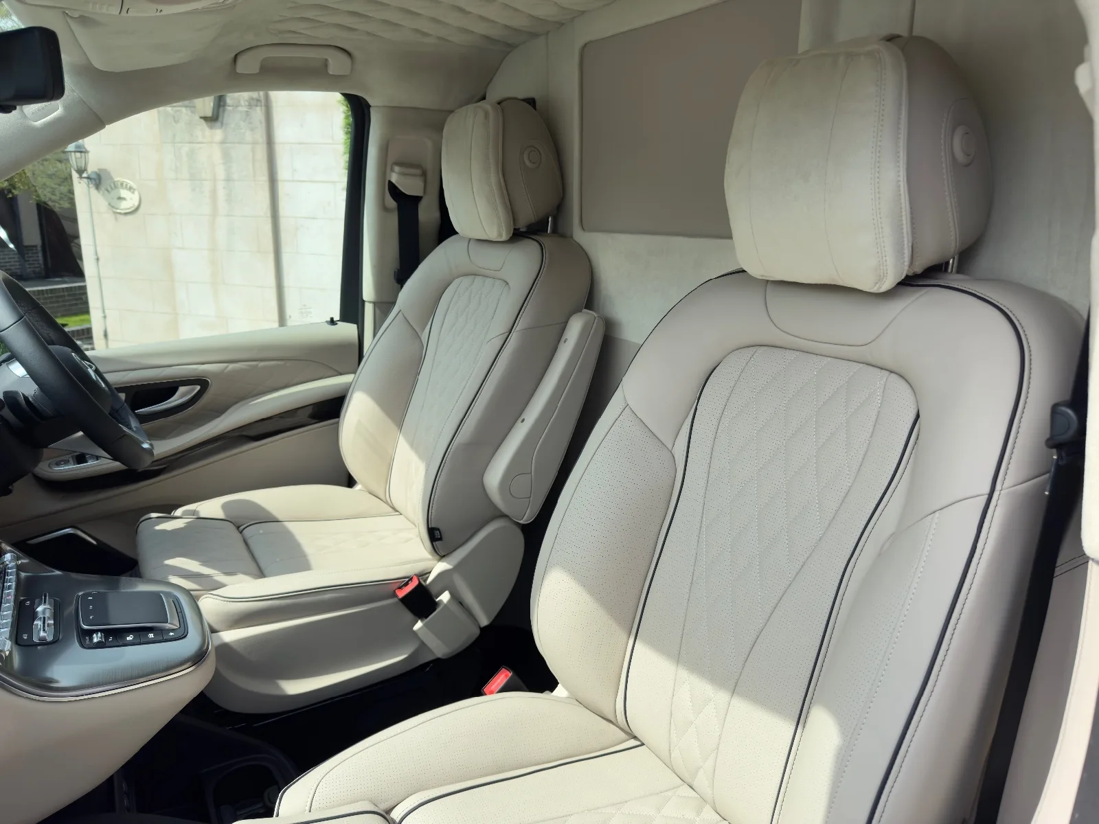 2026 Mercedes-Benz V 300 d Senzati Jet Class, 22/30