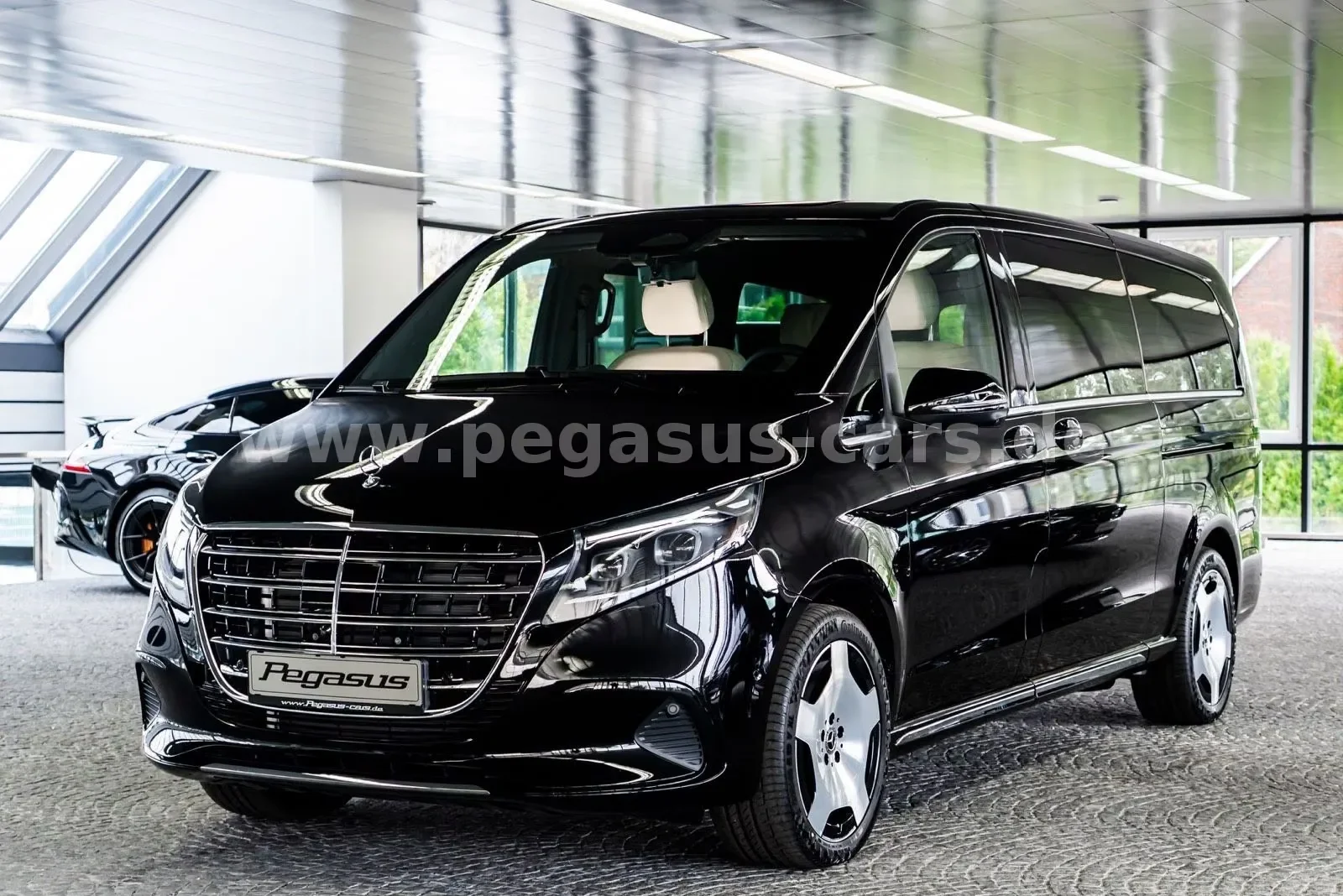 2026 Mercedes-Benz V 300 d 4MATIC, Exclusive, extra-long, 3/30