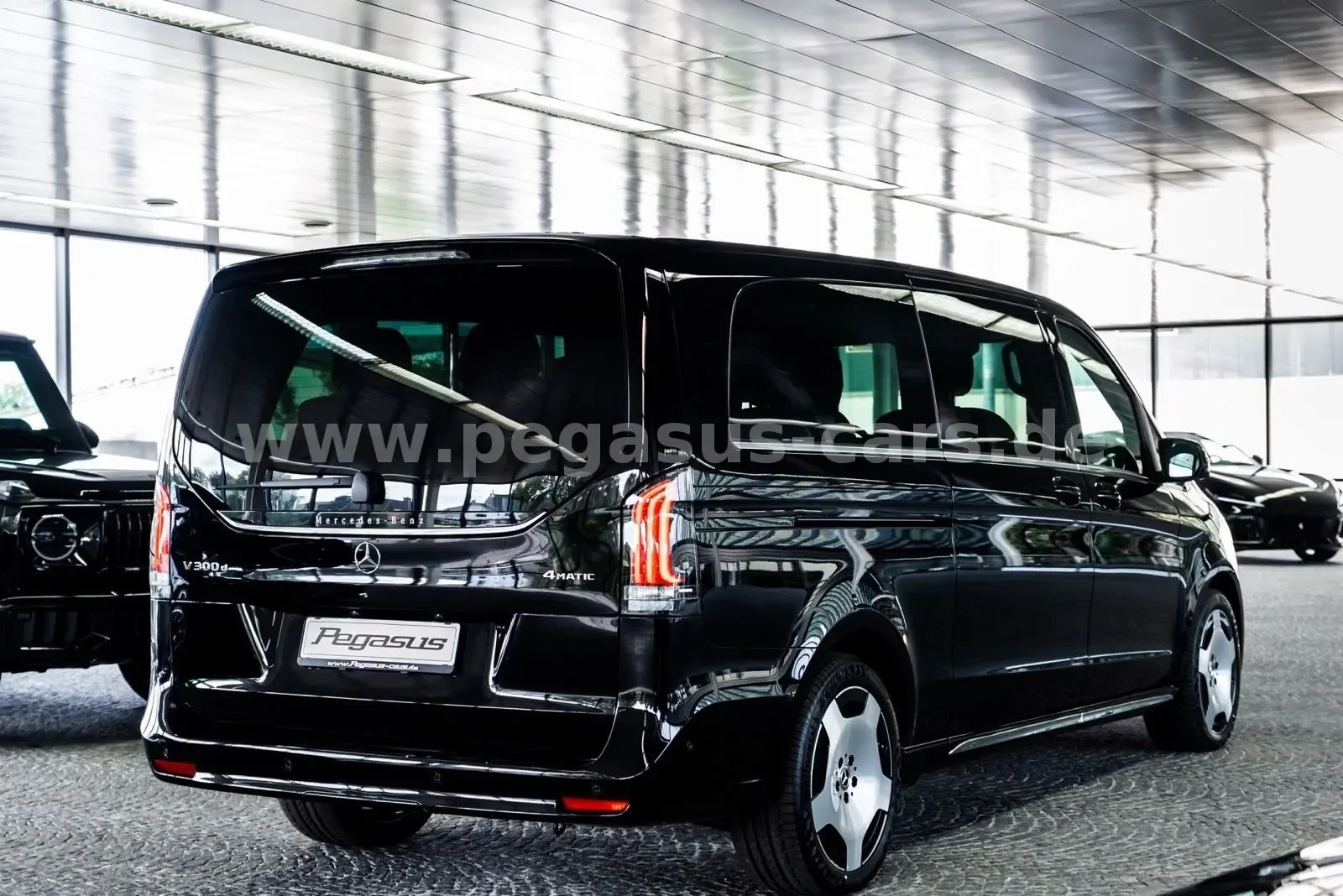 2026 Mercedes-Benz V 300 d 4MATIC, Exclusive, extra-long, 7/30