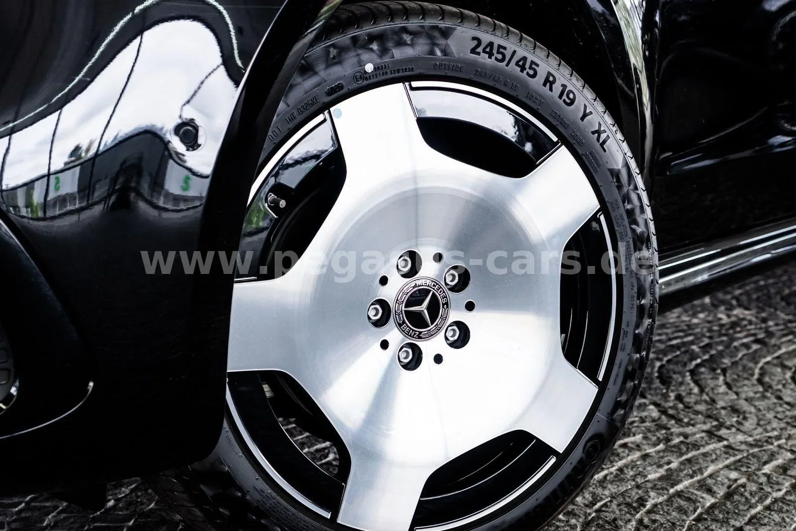 2026 Mercedes-Benz V 300 d 4MATIC, Exclusive, extra-long, 16/30