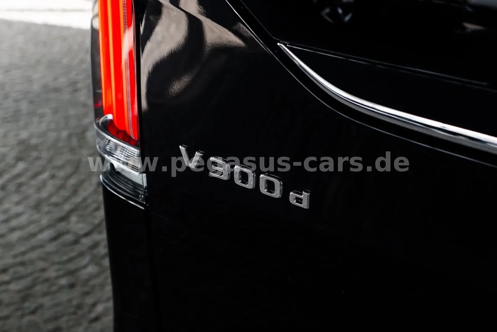 2026 Mercedes-Benz V 300 d 4MATIC, Exclusive, extra-long, 13/30