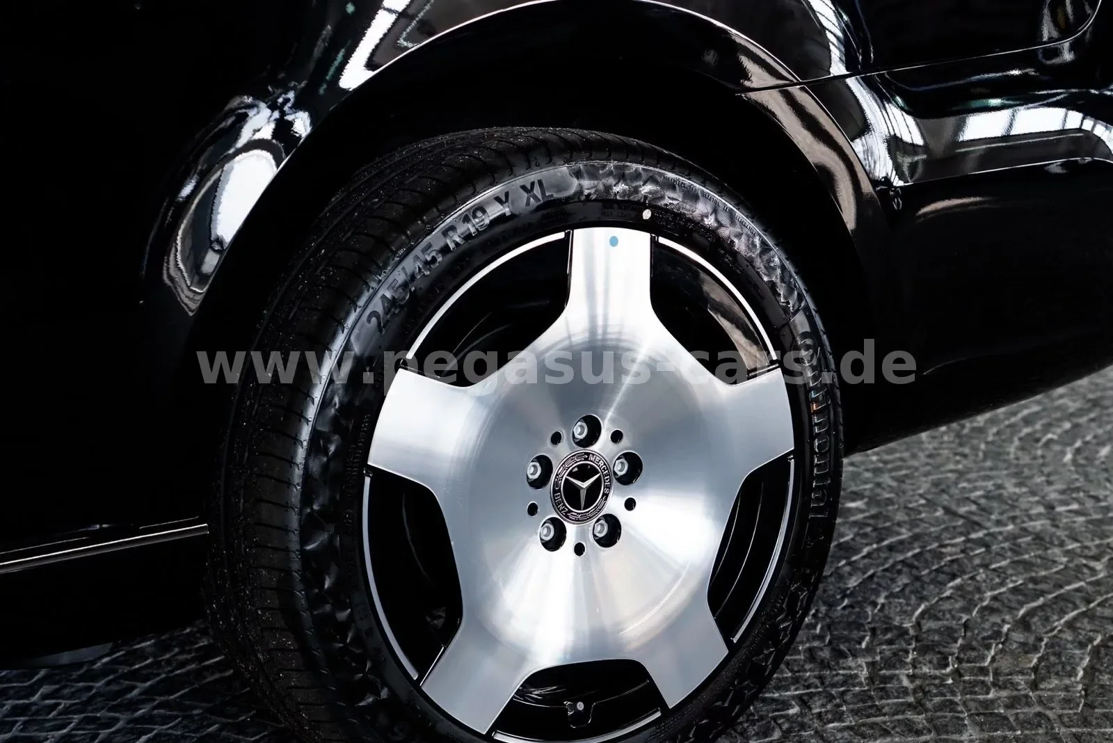 2026 Mercedes-Benz V 300 d 4MATIC, Exclusive, extra-long, 15/30