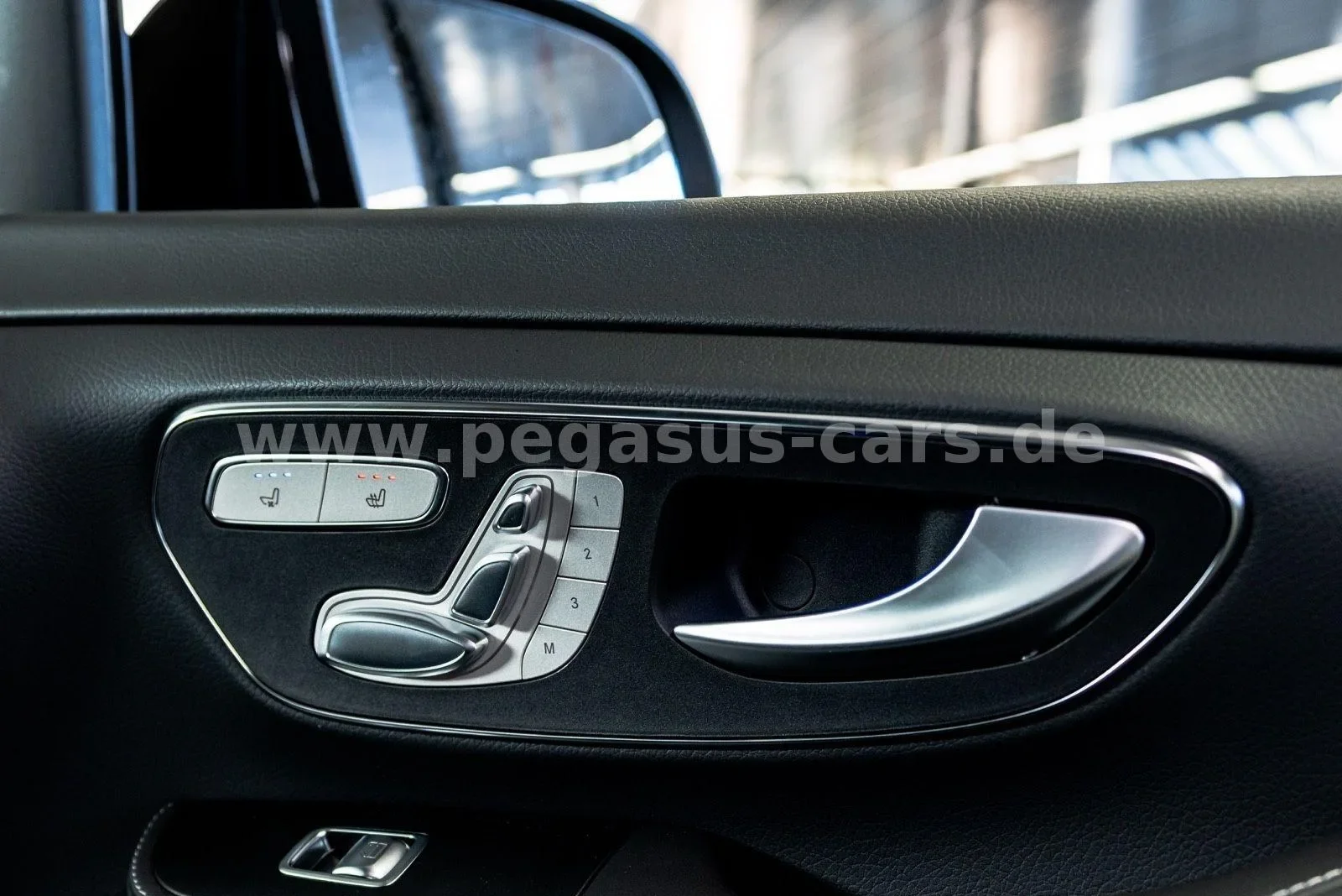 2026 Mercedes-Benz V 300 d 4MATIC, Exclusive, extra-long, 21/30