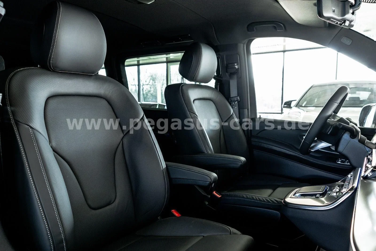 2026 Mercedes-Benz V 300 d 4MATIC, Exclusive, extra-long, 22/30