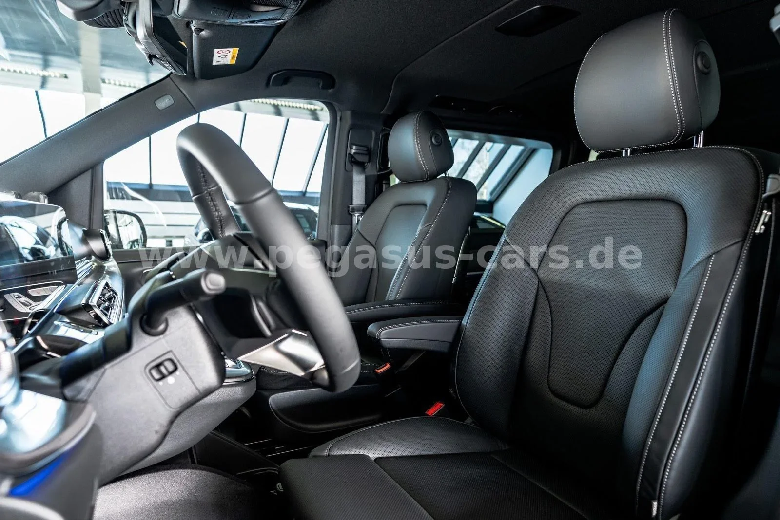 2026 Mercedes-Benz V 300 d 4MATIC, Exclusive, extra-long, 27/30