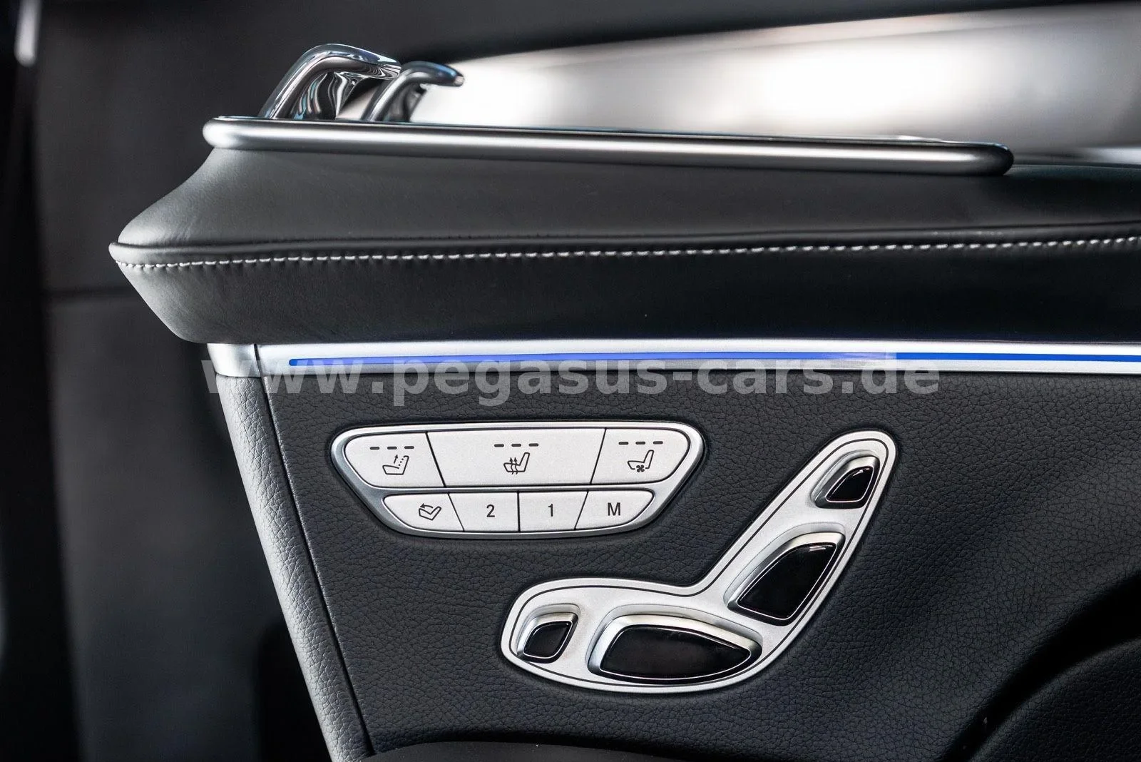 2026 Mercedes-Benz V 300 d 4MATIC, Exclusive, extra-long, 28/30