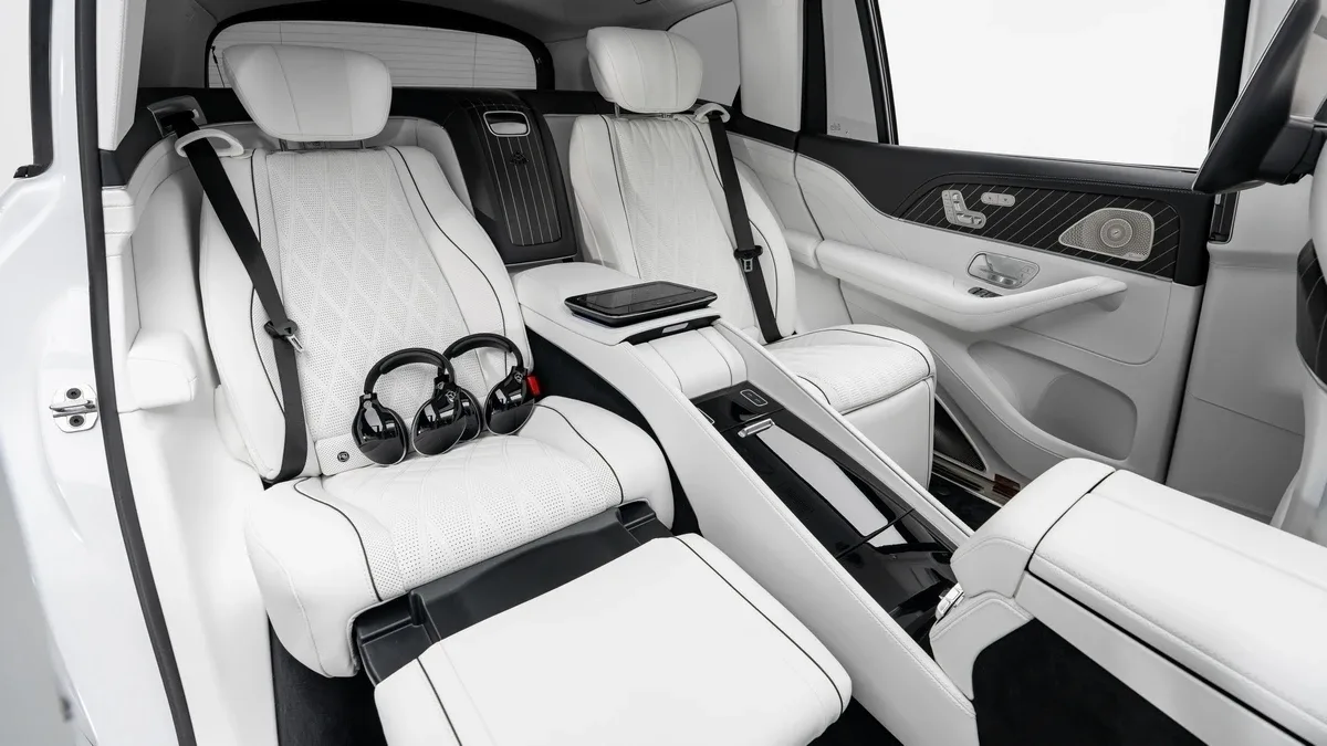 2026 Mercedes-Maybach GLS 600 offered by a specialist dealer in Dubai, United Arab Emirates, photo 25 of 25
