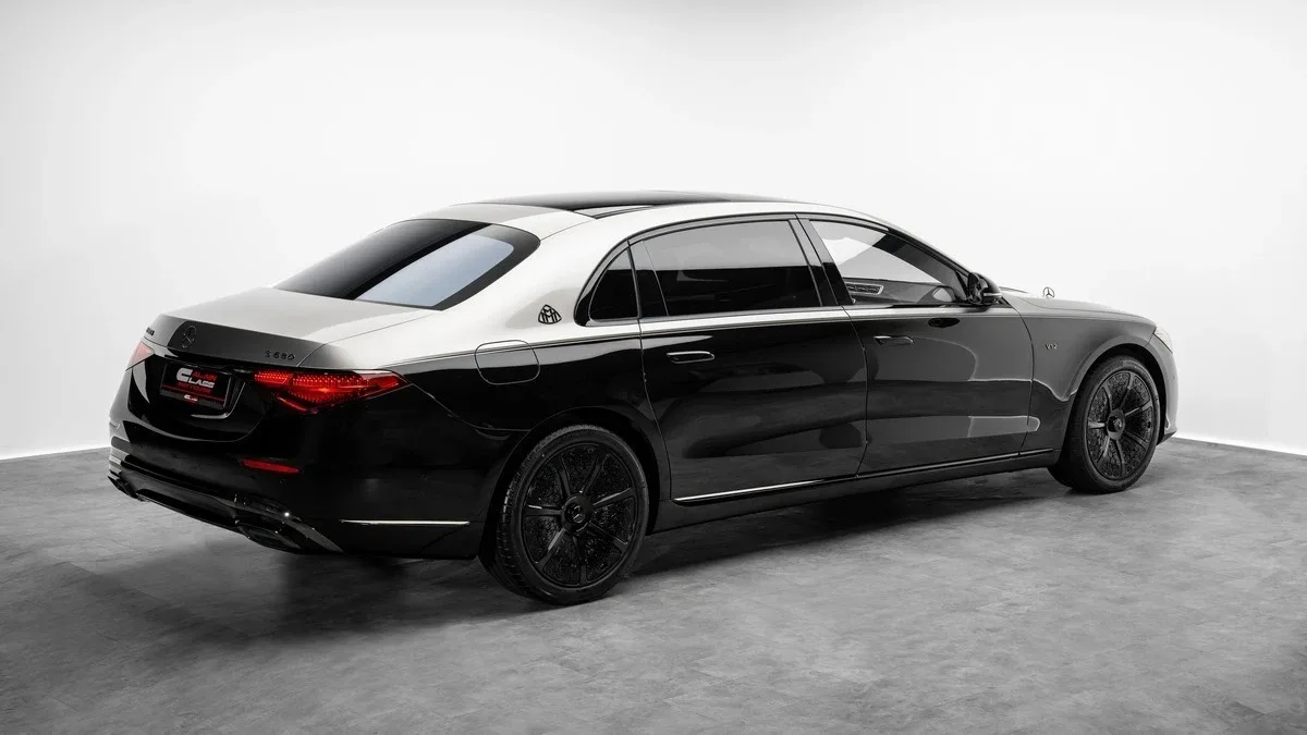 2026 Mercedes-Maybach S 680 proposée par un concessionnaire spécialisé à Dubai, Émirats arabes unis, photo 3 sur 25