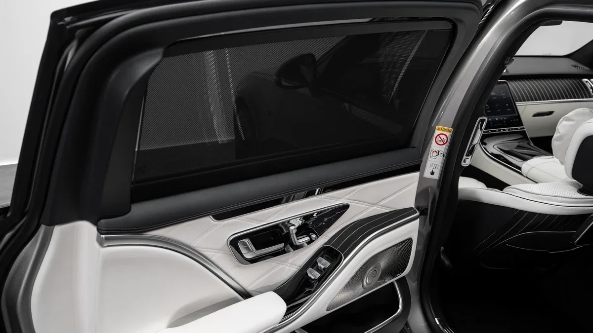 2026 Mercedes-Maybach S 680 proposée par un concessionnaire spécialisé à Dubai, Émirats arabes unis, photo 23 sur 25