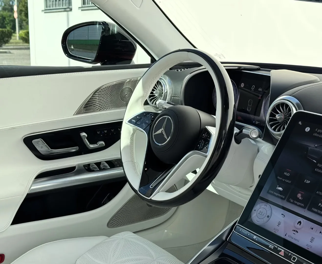 2026 Mercedes-Maybach SL 680 Monogram Series, 8/22