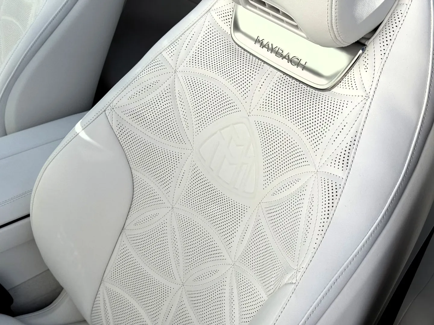 2026 Mercedes-Maybach SL 680 Monogram Series, 12/22