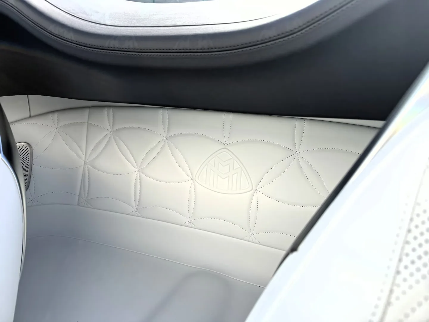 2026 Mercedes-Maybach SL 680 Monogram Series, 13/22
