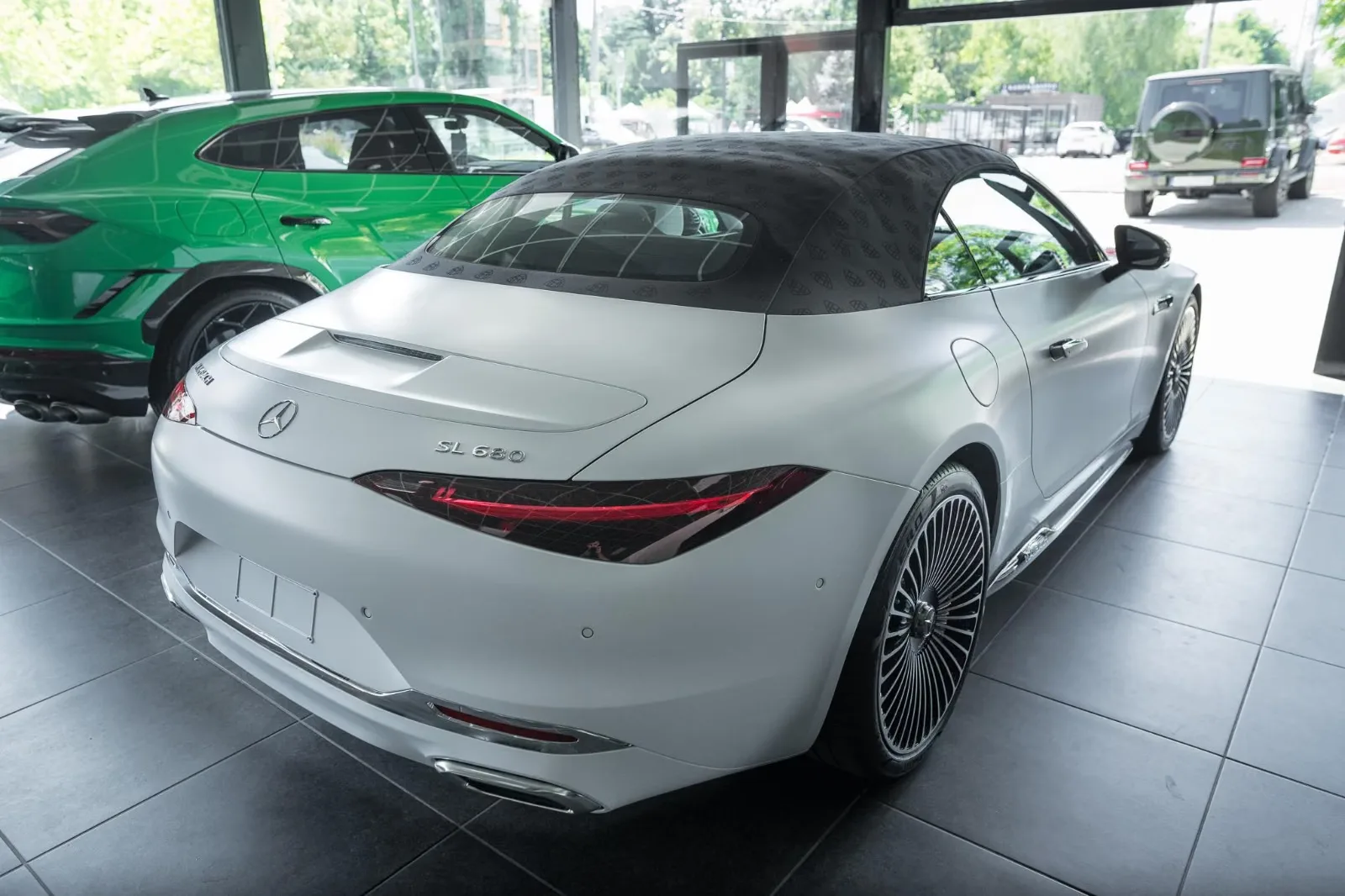 2026 Mercedes-Maybach SL 680 Monogram Series, 7/27