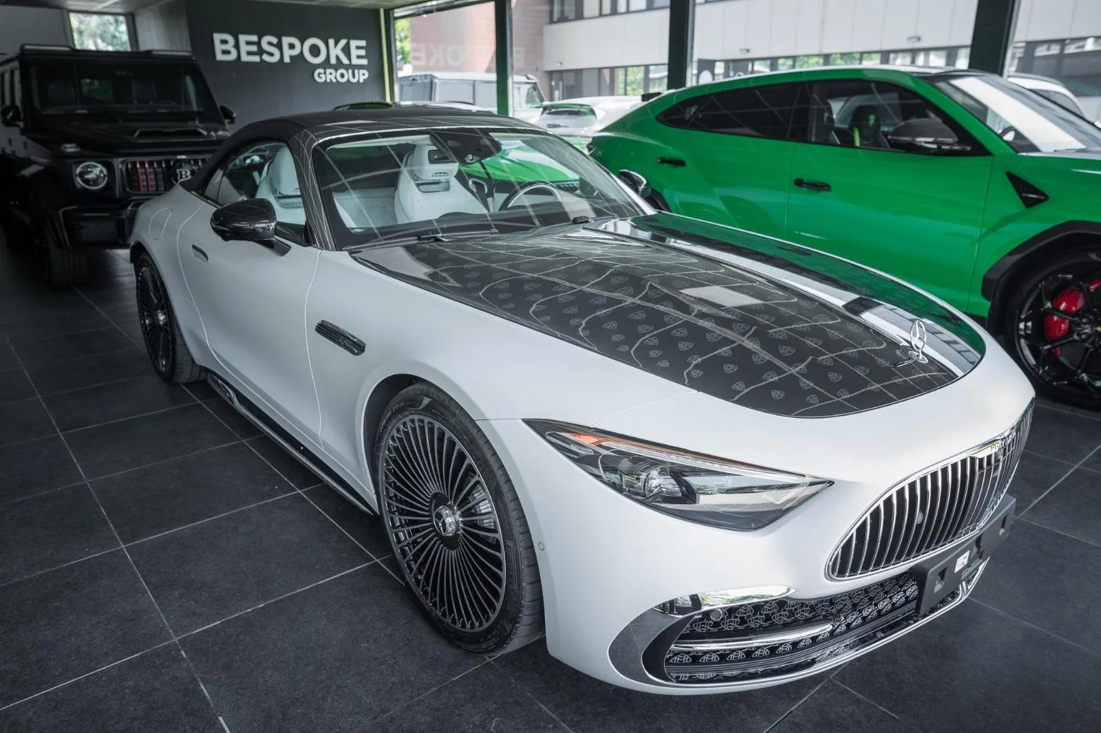 2026 Mercedes-Maybach SL 680 Monogram Series, 9/27