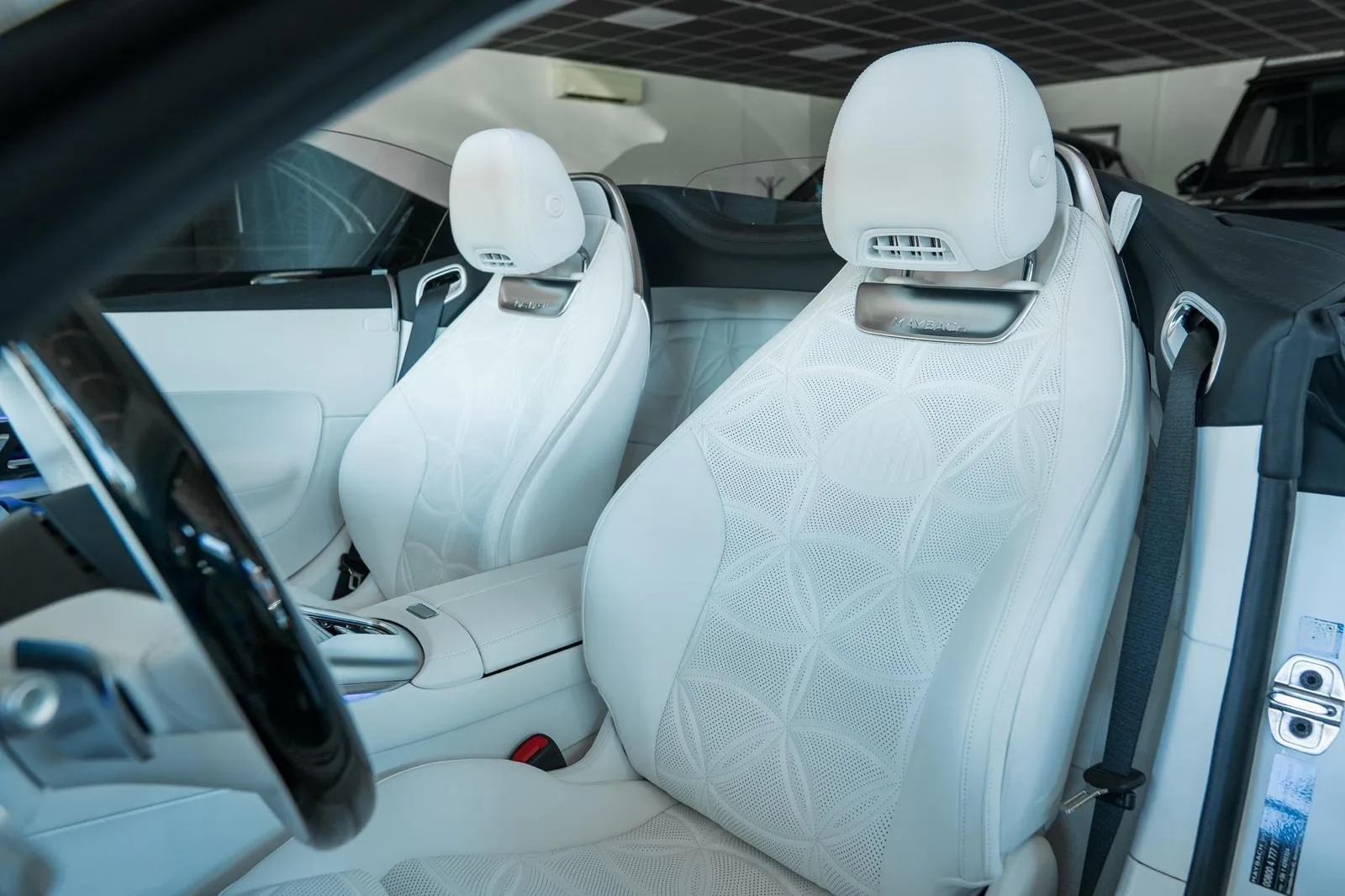 2026 Mercedes-Maybach SL 680 Monogram Series, 19/27