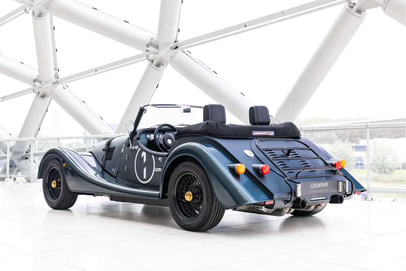2026 Morgan Plus Four angeboten von einem offiziellen McLaren und Morgan-Vertragshändler in Utrecht, Niederlande, Foto 2 von 25