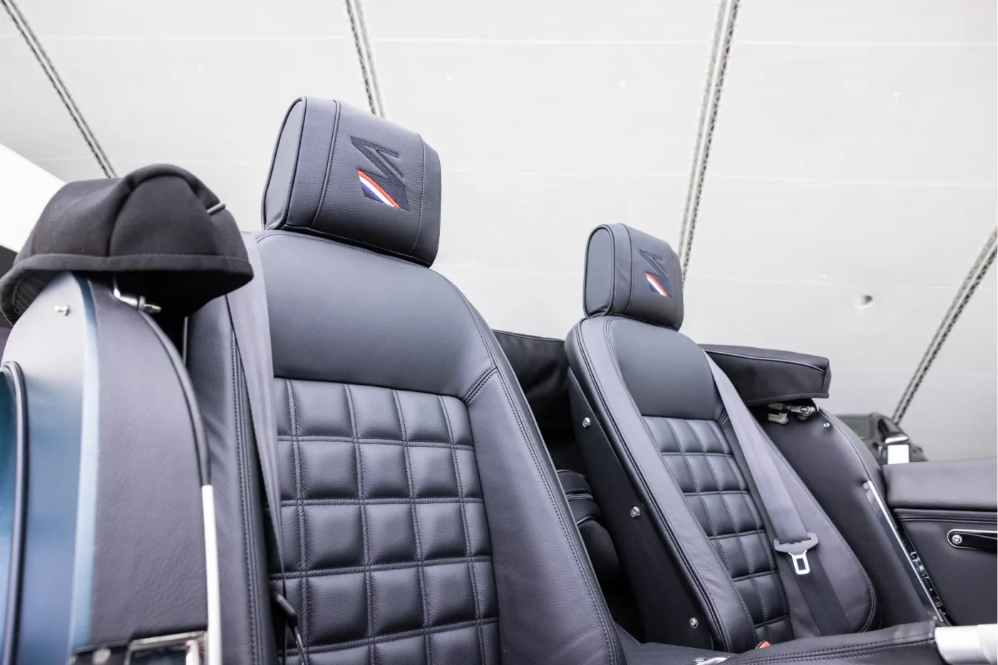 2026 Morgan Plus Four angeboten von einem offiziellen McLaren und Morgan-Vertragshändler in Utrecht, Niederlande, Foto 4 von 25