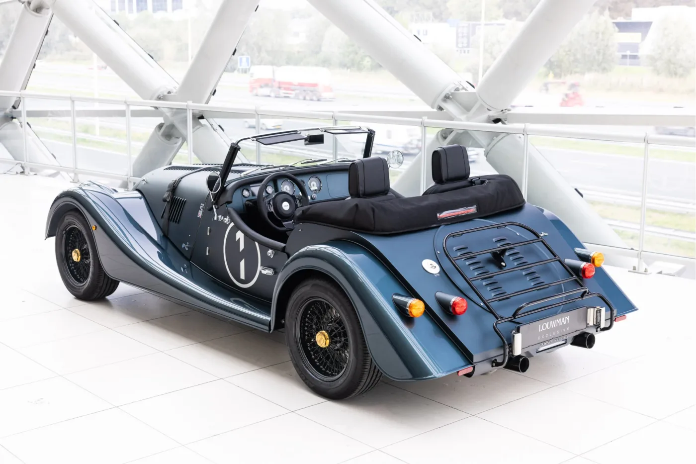2026 Morgan Plus Four angeboten von einem offiziellen McLaren und Morgan-Vertragshändler in Utrecht, Niederlande, Foto 9 von 25