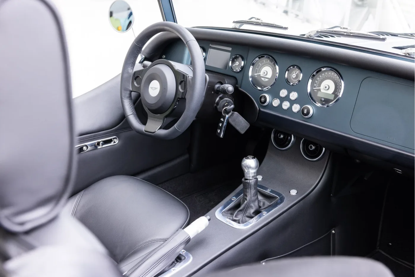 2026 Morgan Plus Four angeboten von einem offiziellen McLaren und Morgan-Vertragshändler in Utrecht, Niederlande, Foto 13 von 25