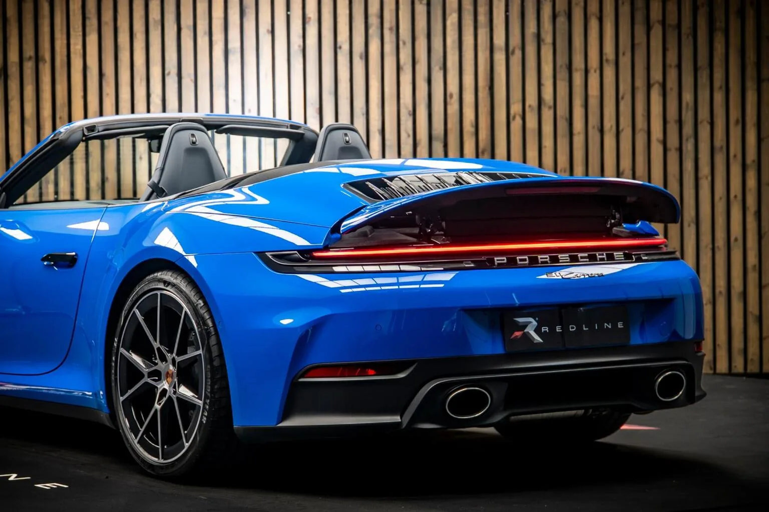 2026 Porsche 911 Carrera Cabriolet, 21/30