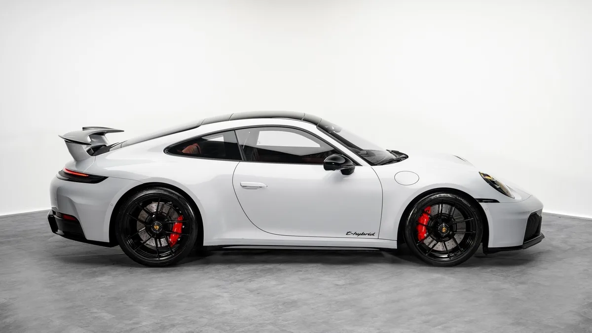 2026 Porsche 911 Carrera GTS angeboten von einem Fachhändler in Dubai, Vereinigte Arabische Emirate, Foto 5 von 25