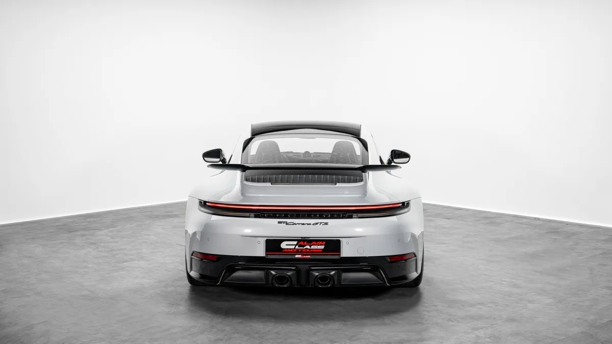 2026 Porsche 911 Carrera GTS angeboten von einem Fachhändler in Dubai, Vereinigte Arabische Emirate, Foto 25 von 25