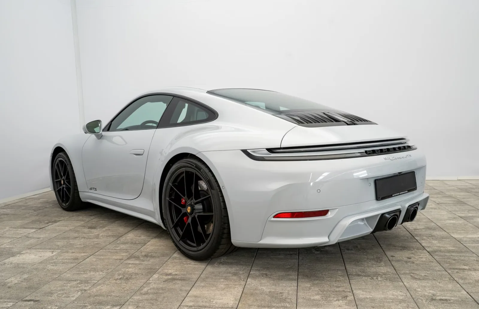 2026 Porsche 911 Carrera GTS, 4/27