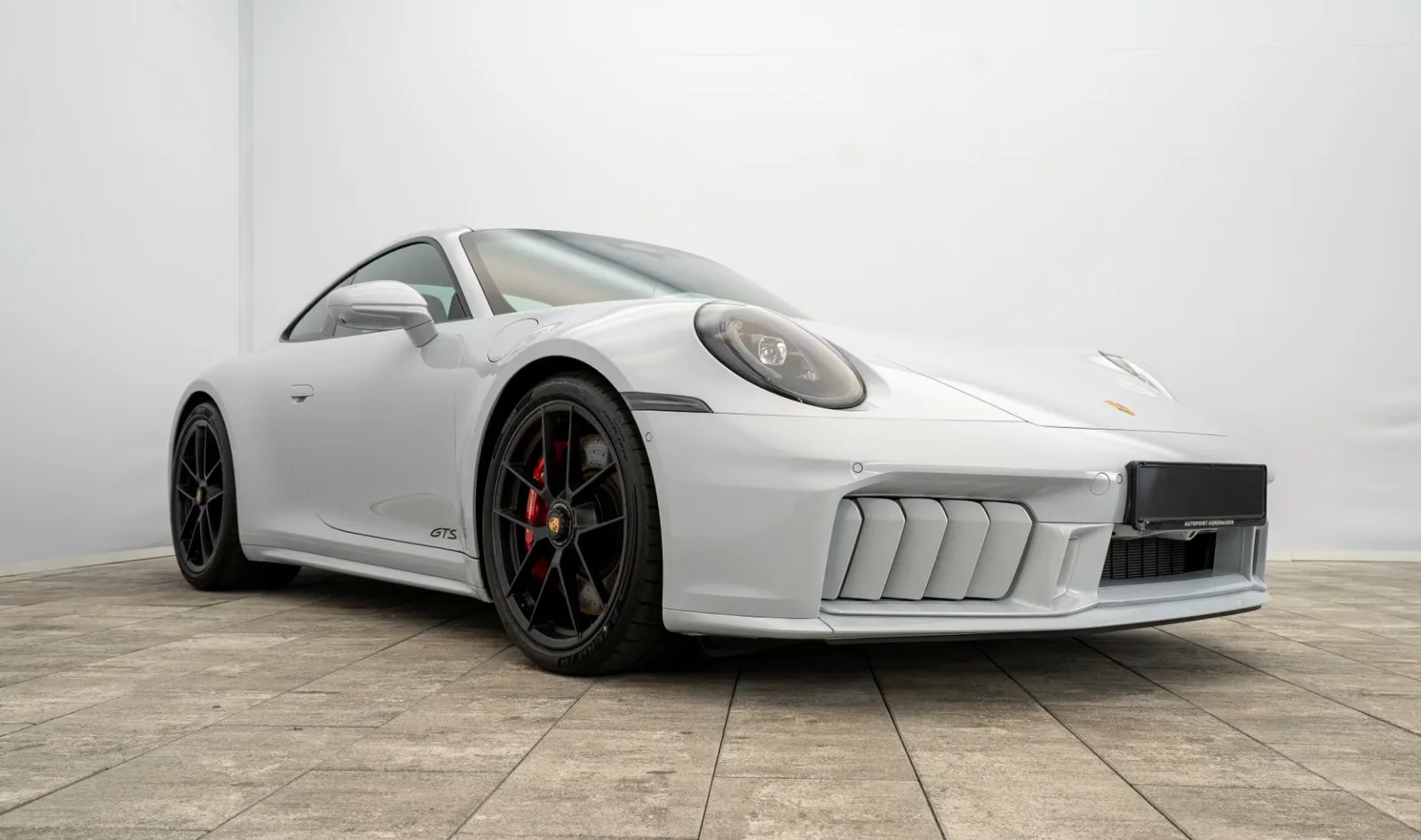 2026 Porsche 911 Carrera GTS, 6/27