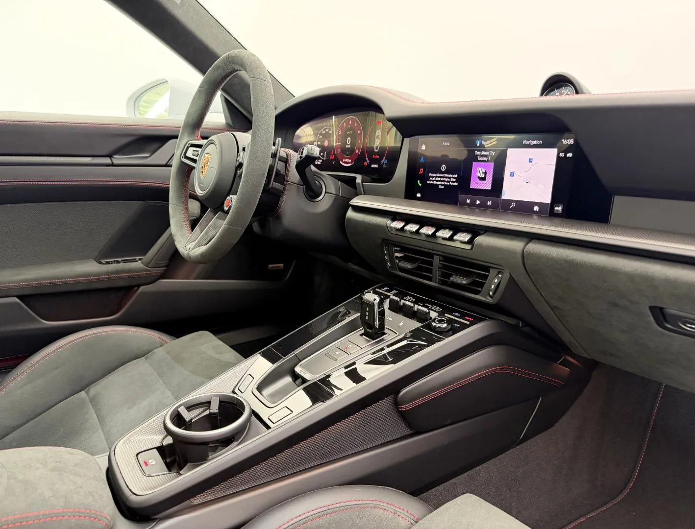 2026 Porsche 911 Carrera GTS, 12/27