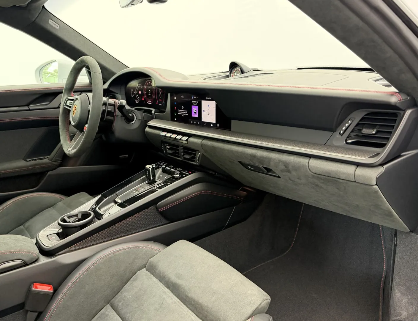 2026 Porsche 911 Carrera GTS, 13/27