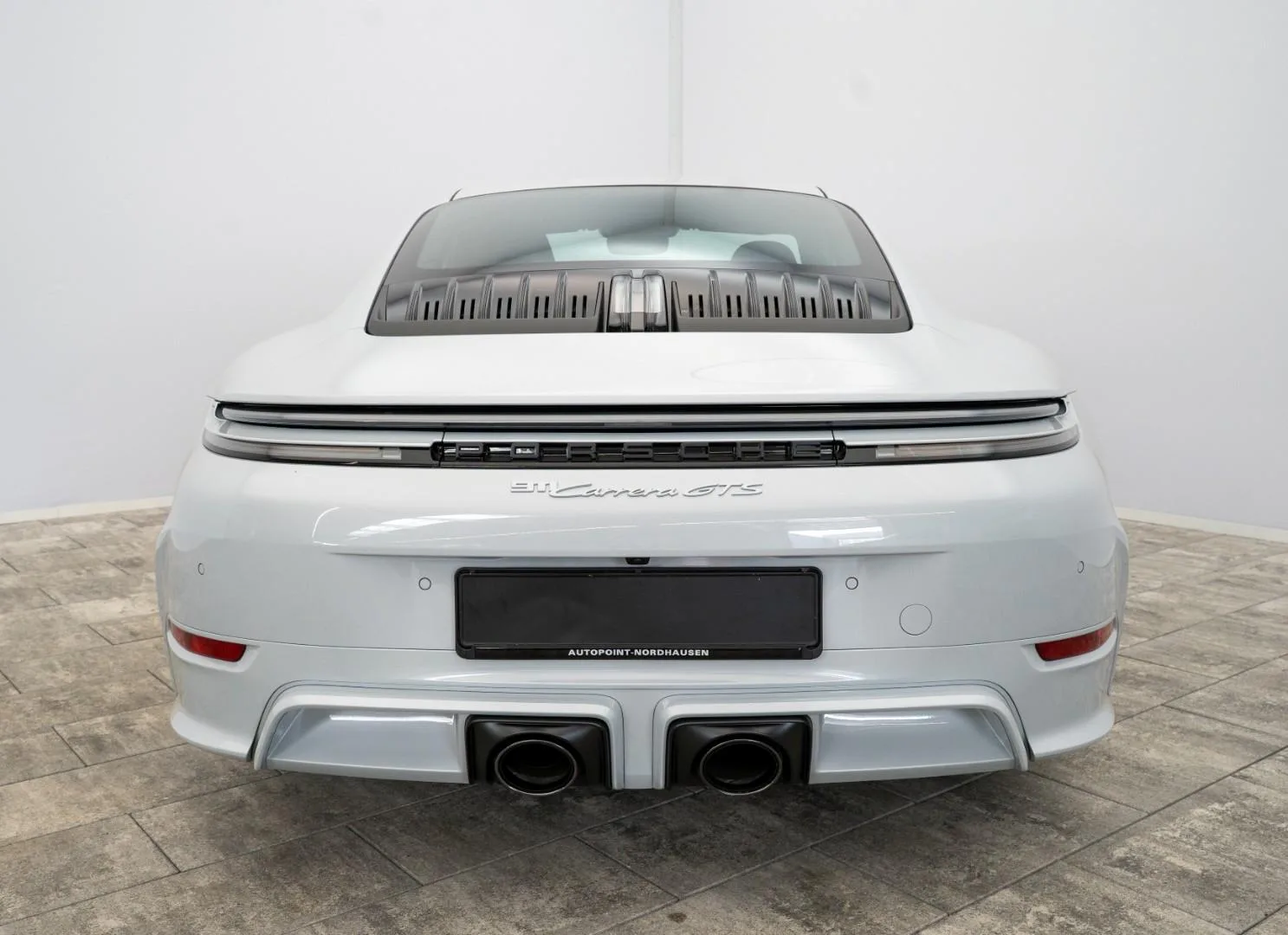 2026 Porsche 911 Carrera GTS, 26/27