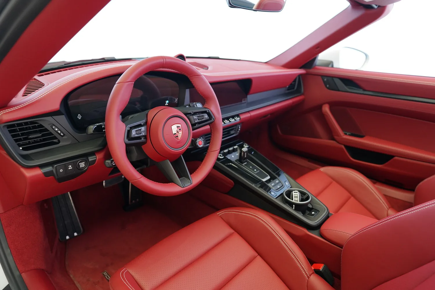 2026 Porsche 911 Carrera GTS Cabriolet, 13/15
