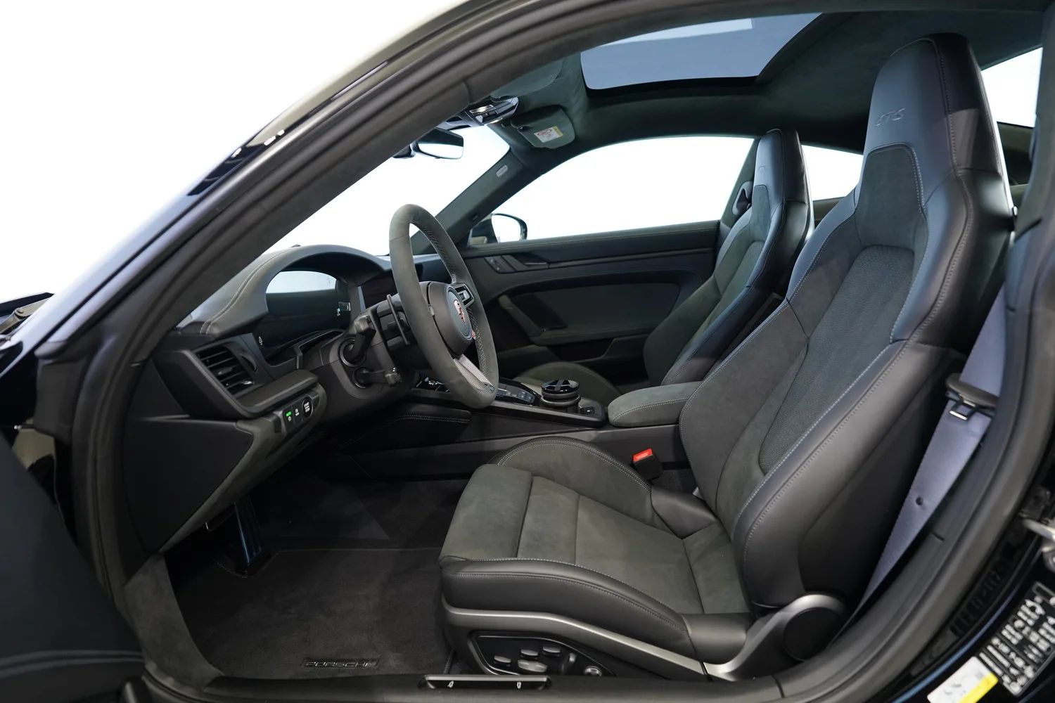 2026 Porsche 911 Carrera GTS, 5/18