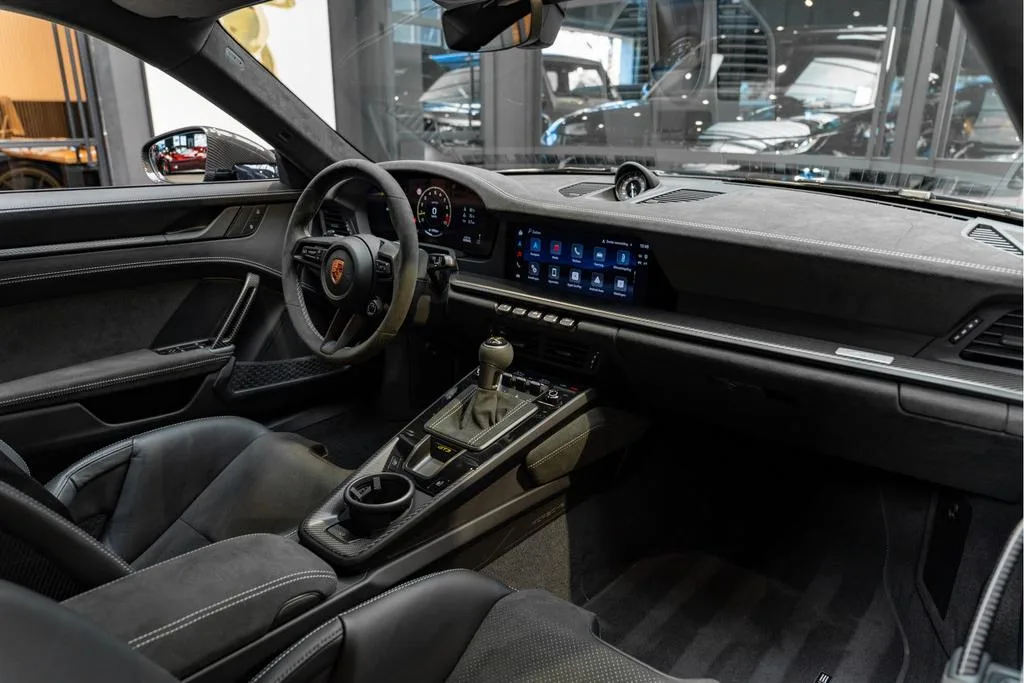 2026 Porsche 911 GT3 Weissach, 8/30