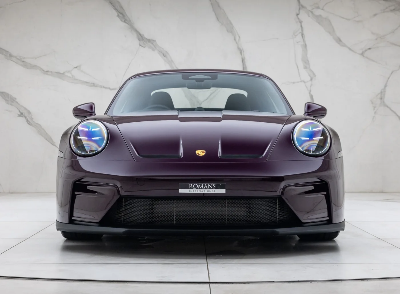 2026 Porsche 911 GT3 Touring proposée par un concessionnaire spécialisé à Banstead, Royaume-Uni, photo 7 sur 15
