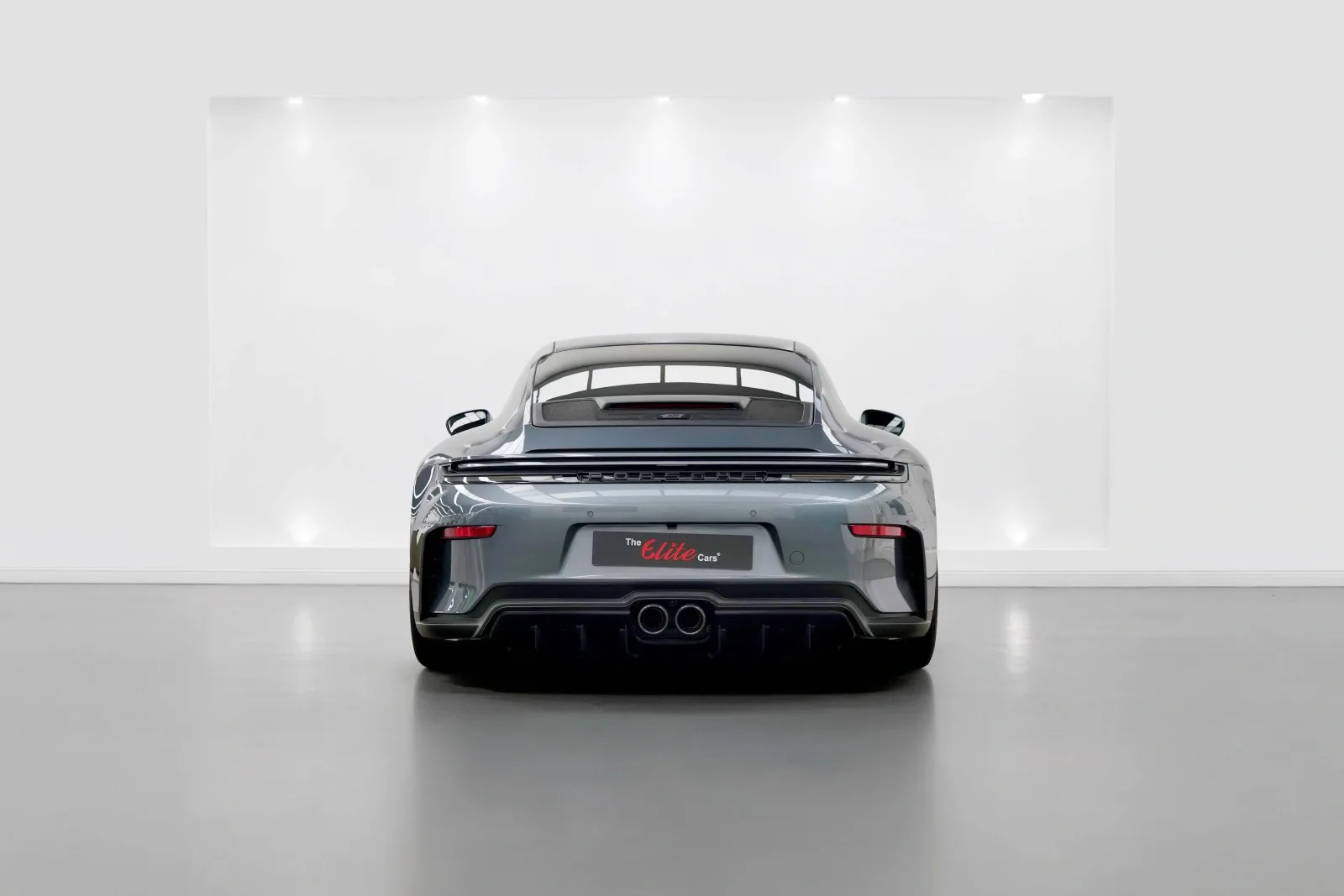 2026 Porsche 911 GT3 Touring, 3/16