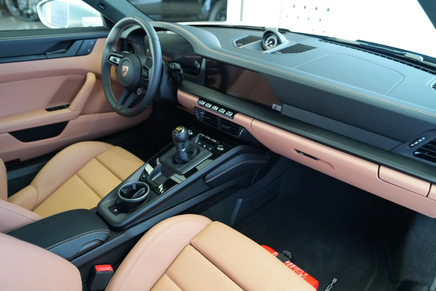 2026 Porsche 911 GT3 Touring, 10/17