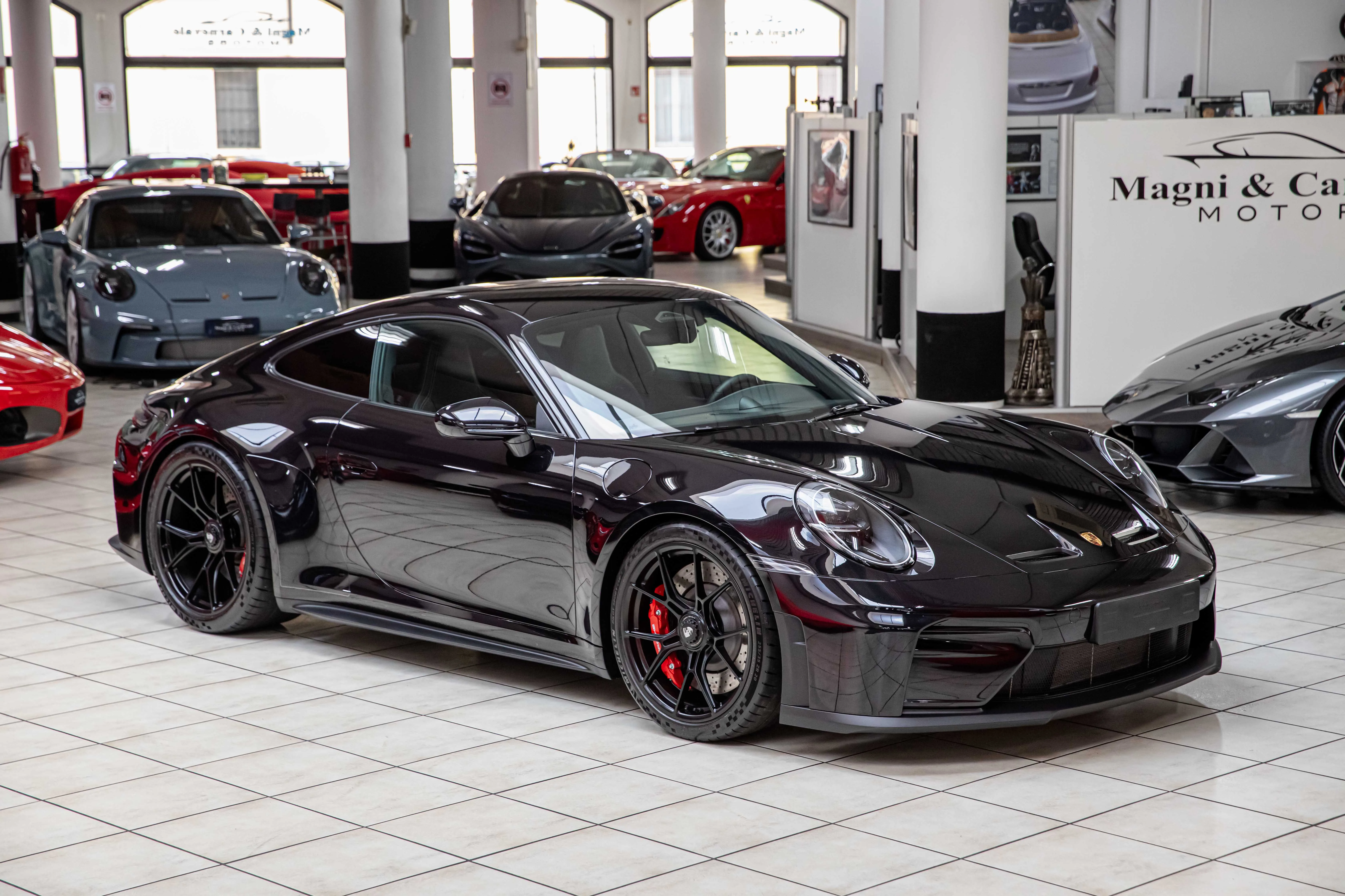 2026 Porsche 911 GT3 Touring, 2/30