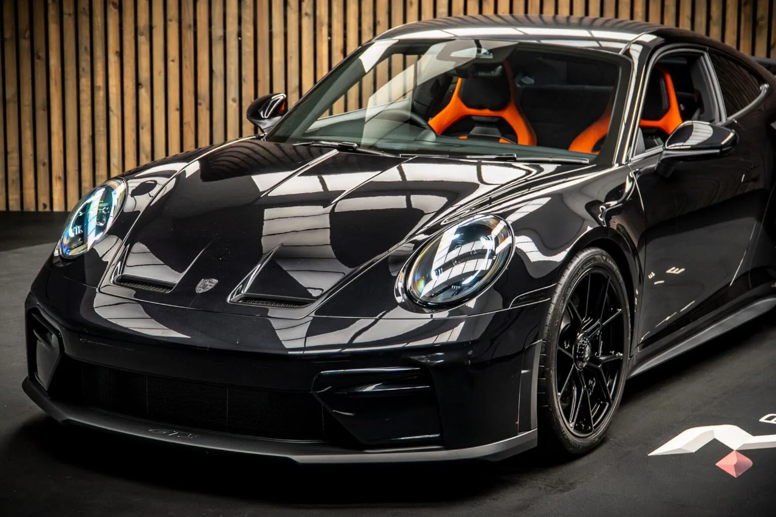 2026 Porsche 911 GT3 Touring, 14/30