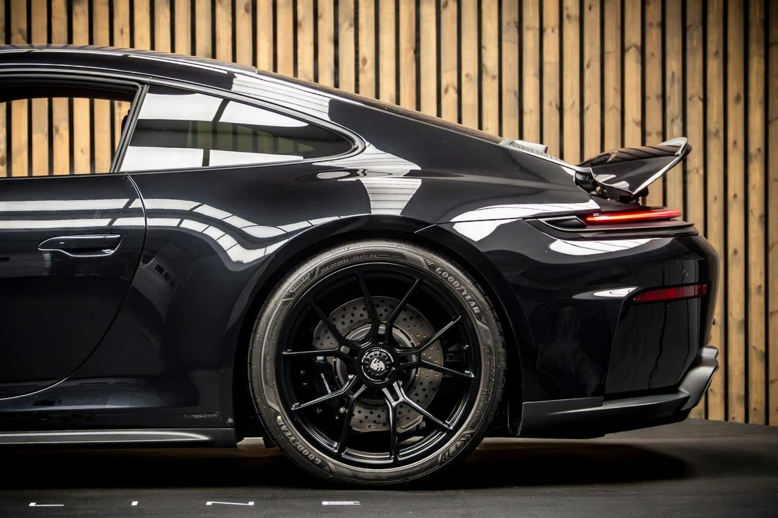 2026 Porsche 911 GT3 Touring, 17/30