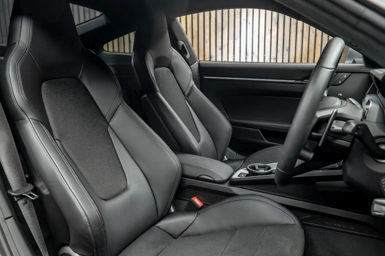 2026 Porsche 911 GT3 Touring, 2/30