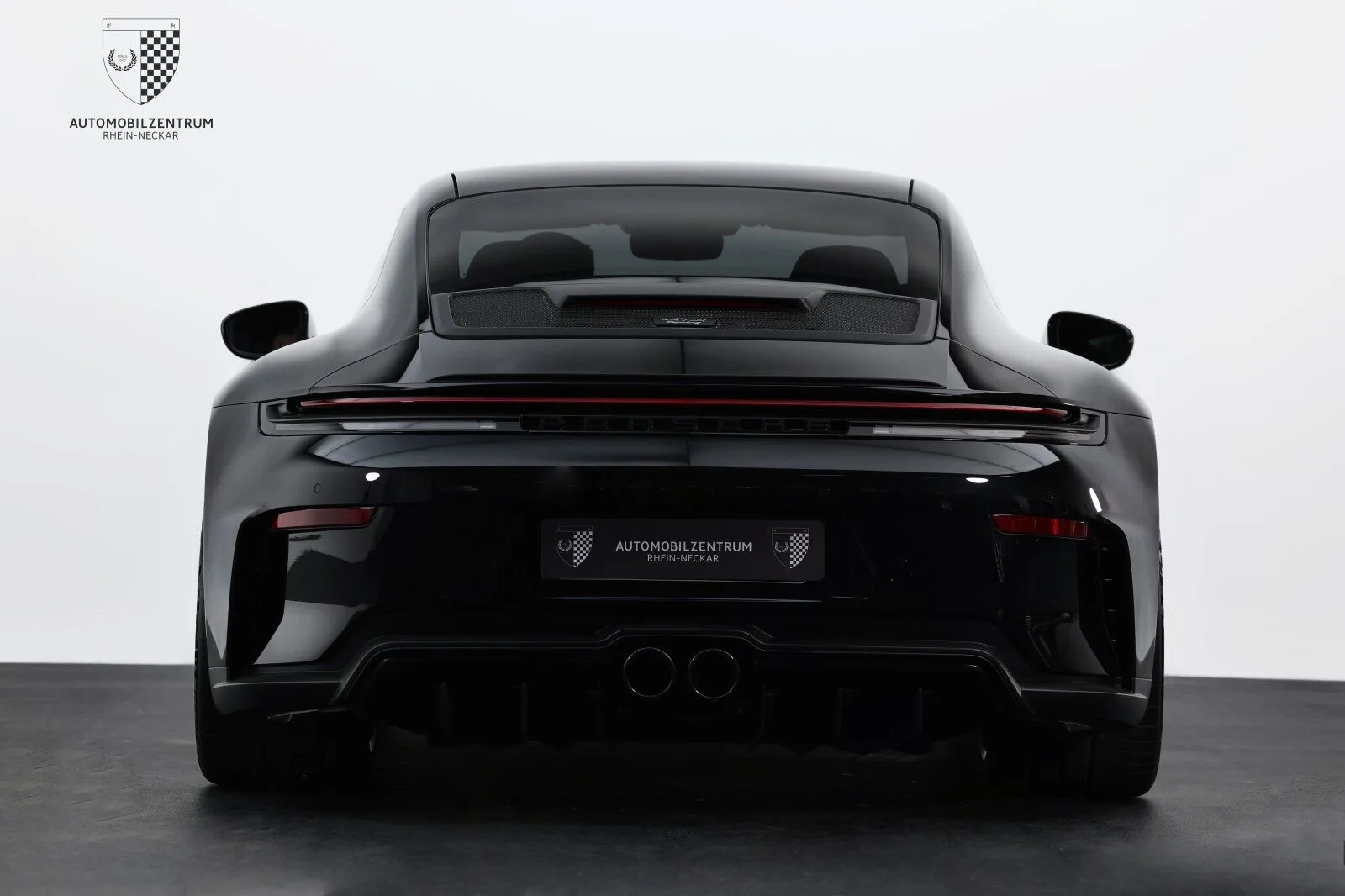 2026 Porsche 911 GT3 Touring, 6/15