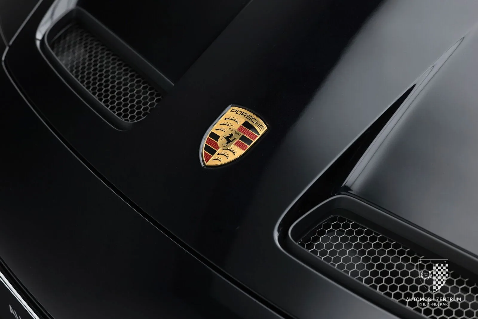 2026 Porsche 911 GT3 Touring, 10/15