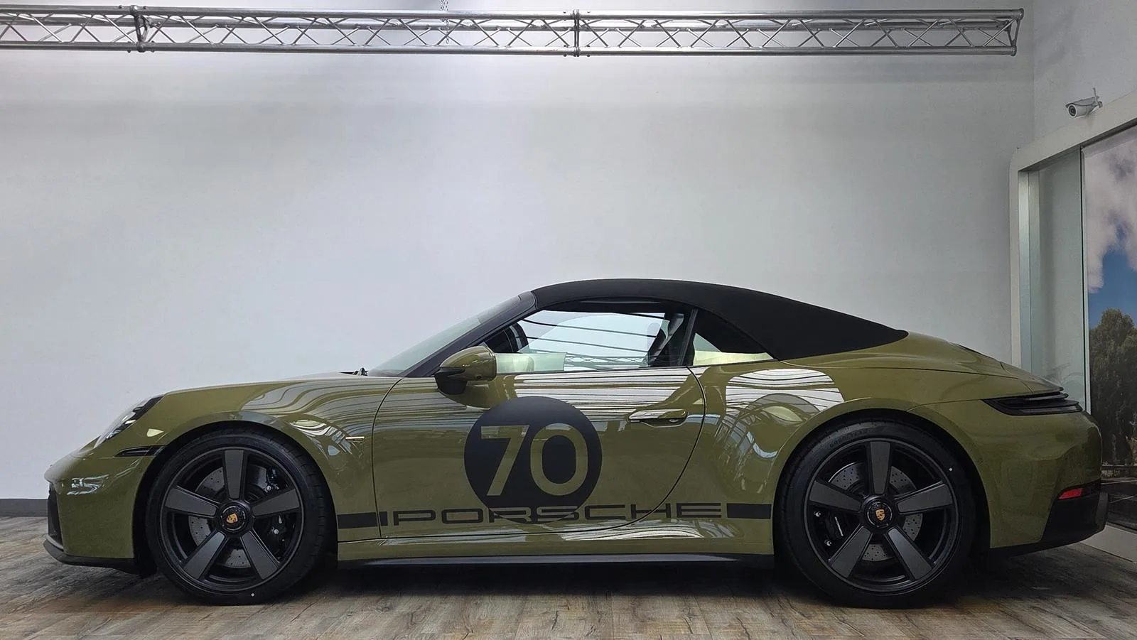 2026 Porsche 911 Spirit 70, 10/30