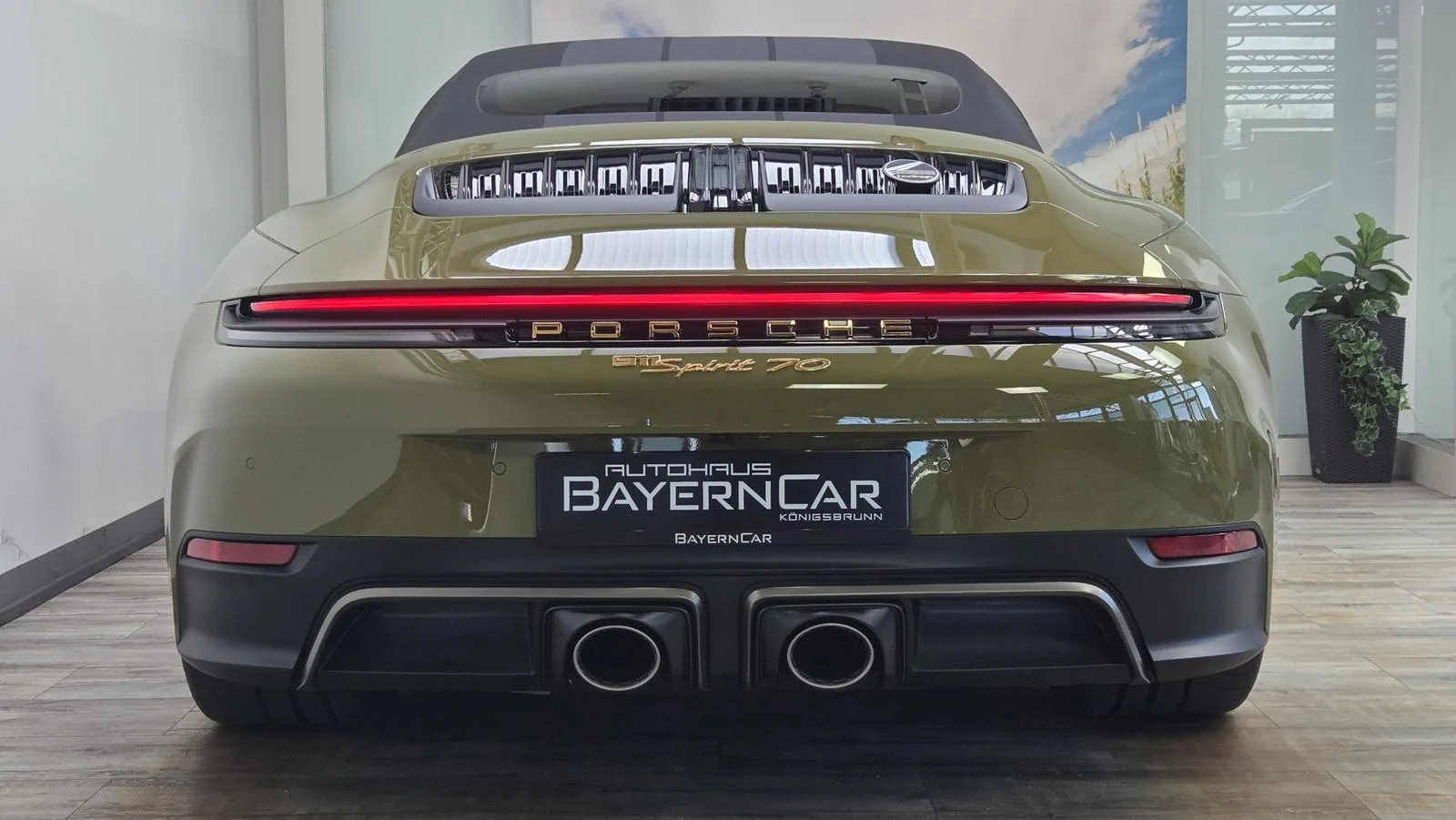 2026 Porsche 911 Spirit 70, 12/30