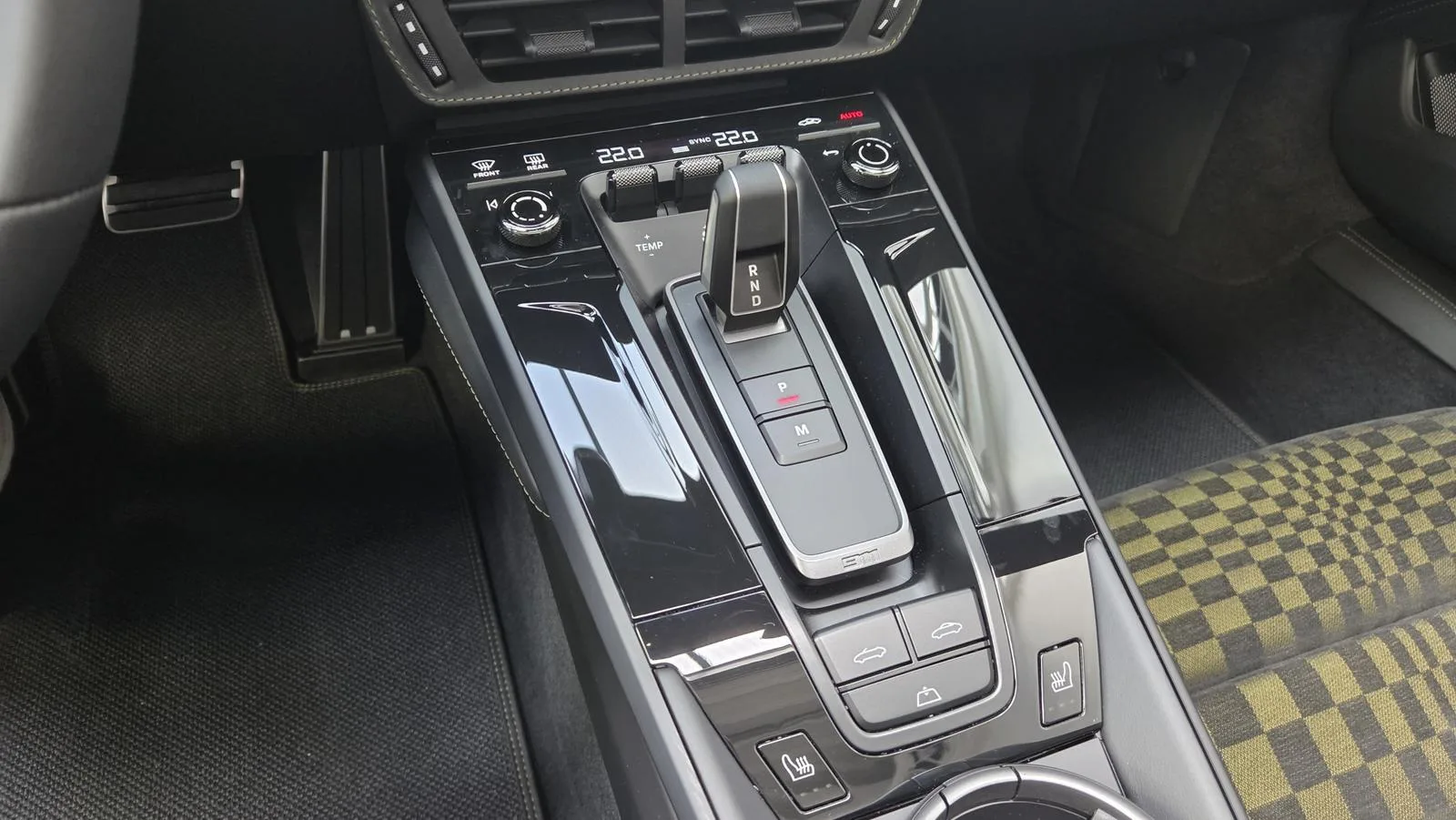 2026 Porsche 911 Spirit 70, 18/30